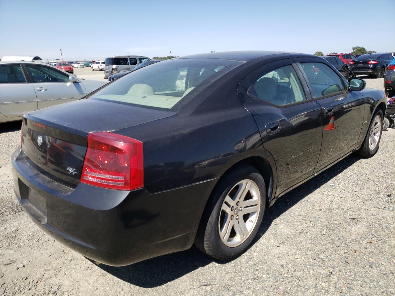 Photo 17 from auction – 2006 DODGE CHARGER R/ with VIN 2B3KA53H56H322157