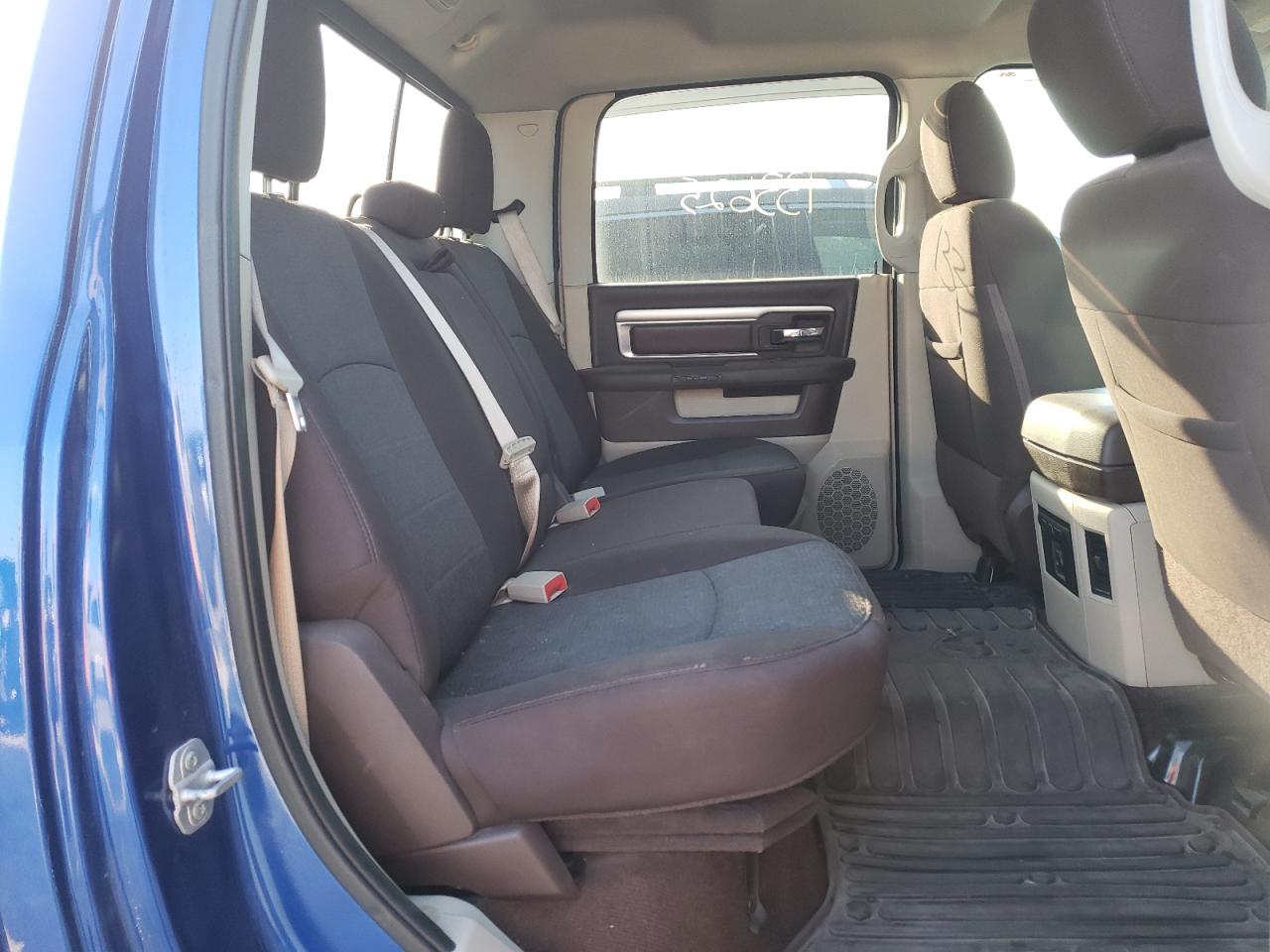 Photo 6 from auction – 2015 RAM 1500 SLT with VIN 1C6RR6LT8FS634537
