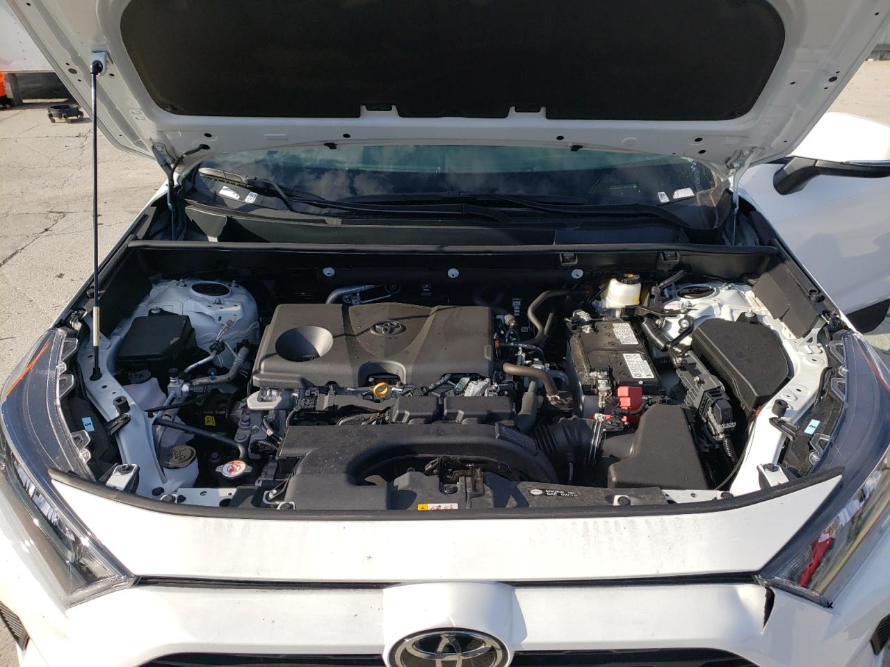 Photo 7 from auction – 2021 TOYOTA RAV4 LE with VIN 2T3G1RFV7MW210499
