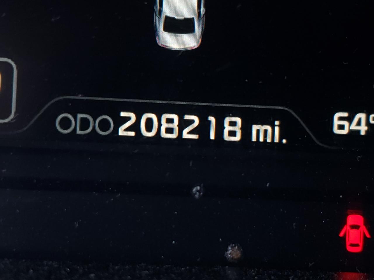 Photo 12 from auction – 2014 KIA CADENZA PR with VIN KNALN4D73E5149409