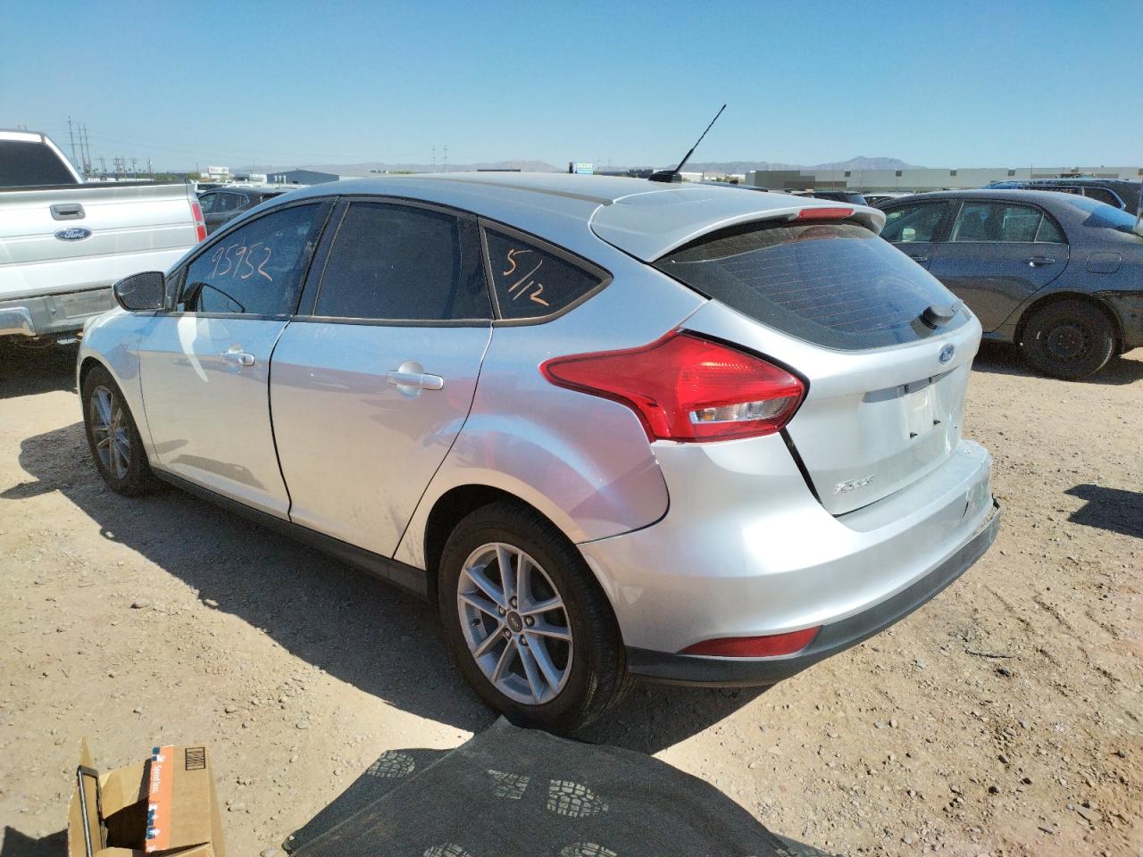 Photo 3 from auction – 2017 FORD FOCUS SE with VIN 1FADP3K25HL231179