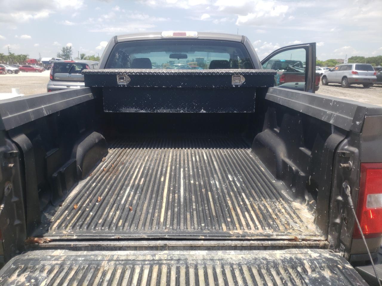 Photo 9 from auction – 2007 FORD F150 with VIN 1FTRF02277KB22843