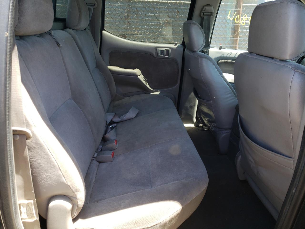 Photo 6 from auction – 2001 TOYOTA TACOMA DOU with VIN 5TEGN92N51Z764652