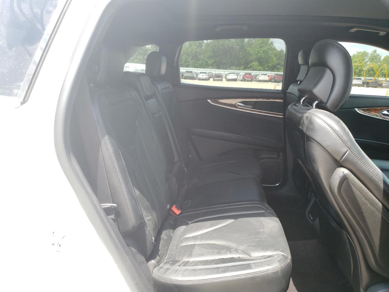Photo 6 from auction – 2016 LINCOLN MKX RESERV with VIN 2LMTJ6LR8GBL57488
