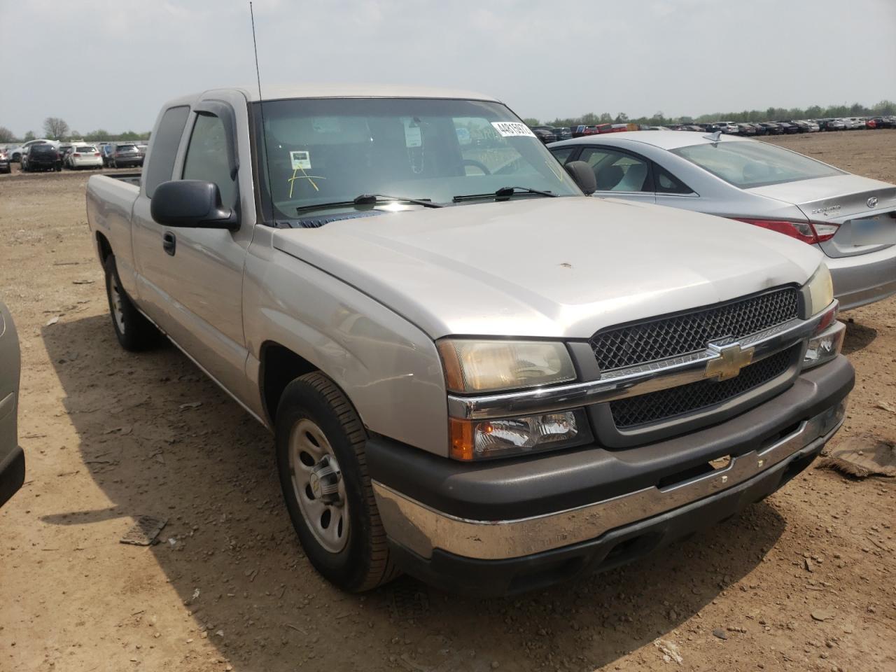 CHEVROLET SILVERADO 2005 with VIN 1GCEC19XX5Z305530 - Photo from auction