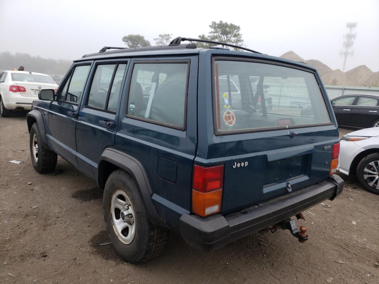Photo 3 from auction – 1996 JEEP CHEROKEE S with VIN 1J4FJ28S5TL285283