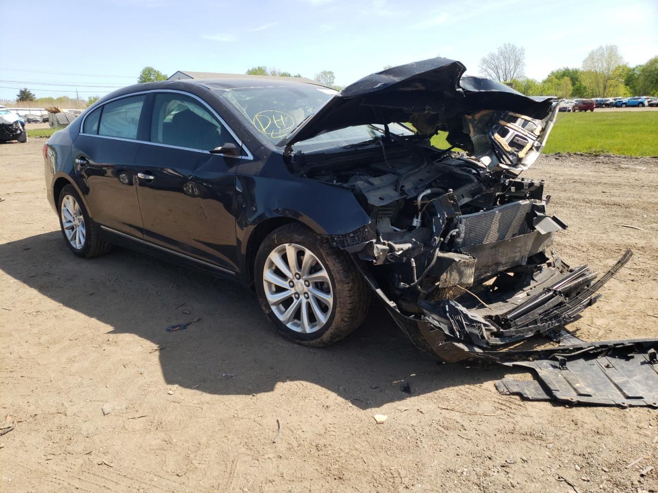 BUICK LACROSSE 2015 with VIN 1G4GB5G39FF150180 - Photo from auction