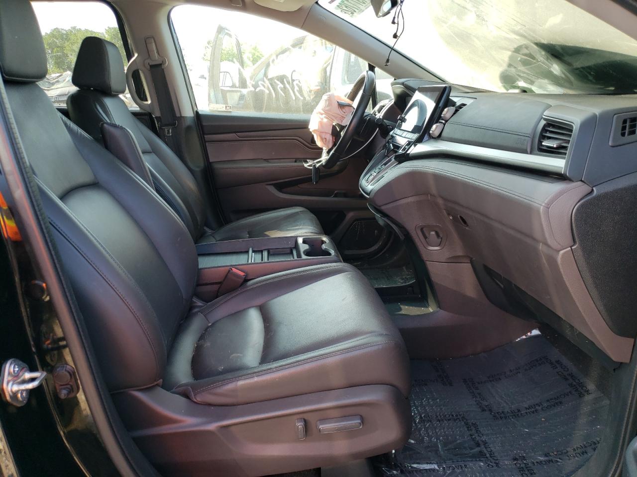 Photo 19 from auction – 2018 HONDA ODYSSEY EX with VIN 5FNRL6H72JB102258