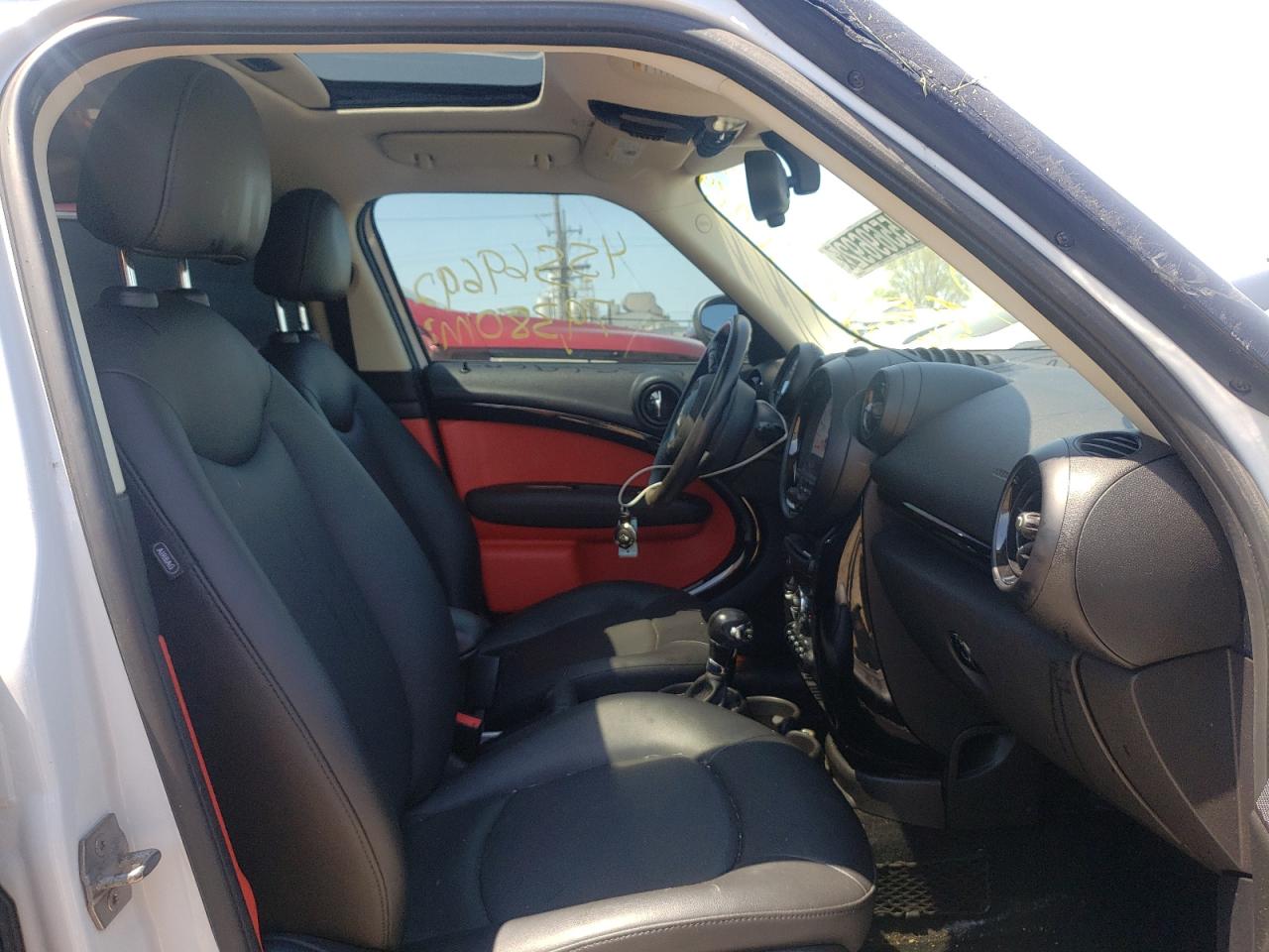 Photo 5 from auction – 2014 MINI COOPER COU with VIN WMWZB3C5XEWR37529