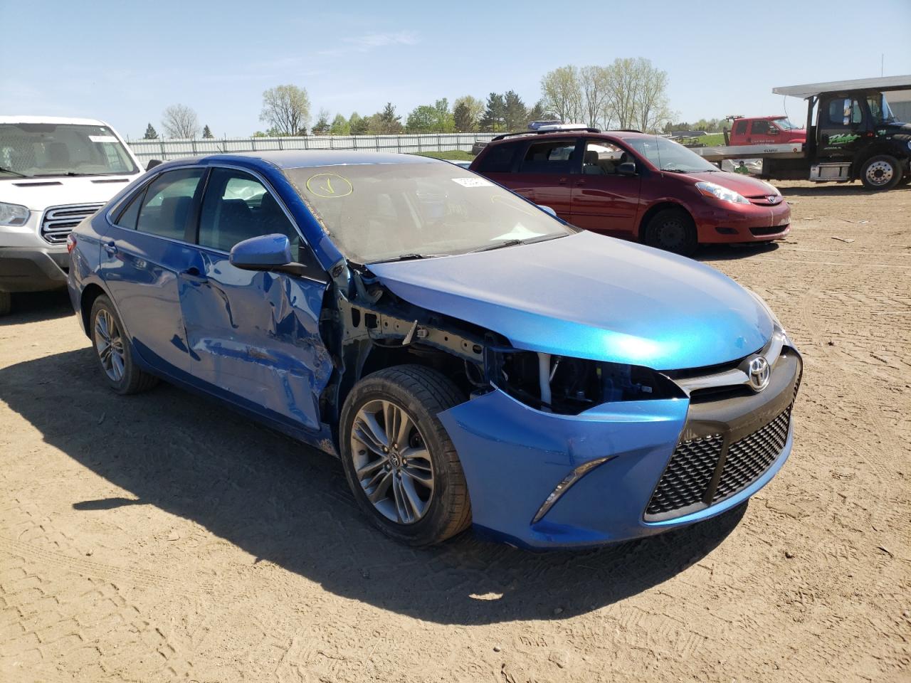 TOYOTA CAMRY 2017 with VIN 4T1BF1FK6HU747060 - Photo from auction