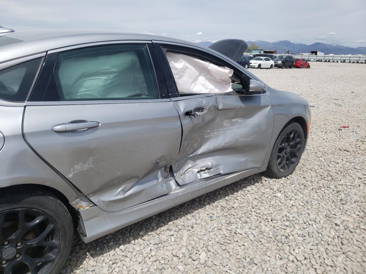 Zdjęcie 9 z aukcji – 2015 CHRYSLER 200 C z VIN 1C3CCCEG2FN512578