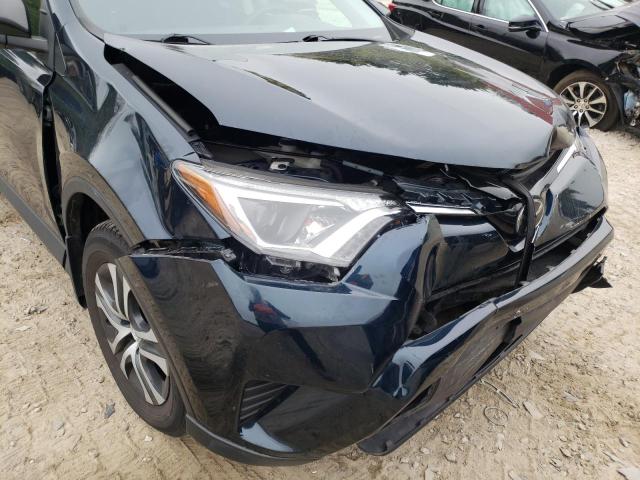 Photo 9 from auction – 2018 TOYOTA RAV4 LE with VIN JTMBFREV2JJ196003