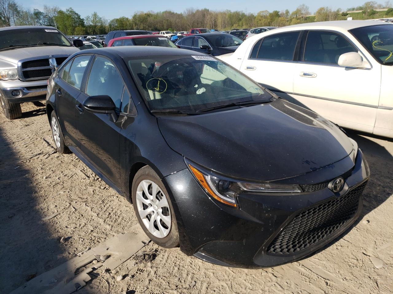 TOYOTA COROLLA LE 2021 z numerem VIN 5YFEPMAE1MP183794 - Zdjęcie z aukcji