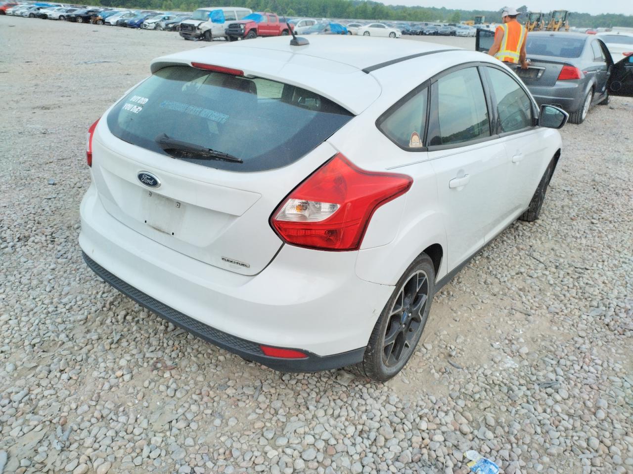 Photo 4 from auction – 2012 FORD FOCUS SE with VIN 1FAHP3K26CL169625