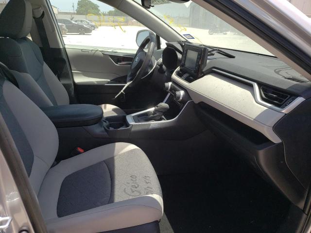 Photo 5 from auction – 2021 TOYOTA RAV4 XLE with VIN 2T3W1RFV9MC153333
