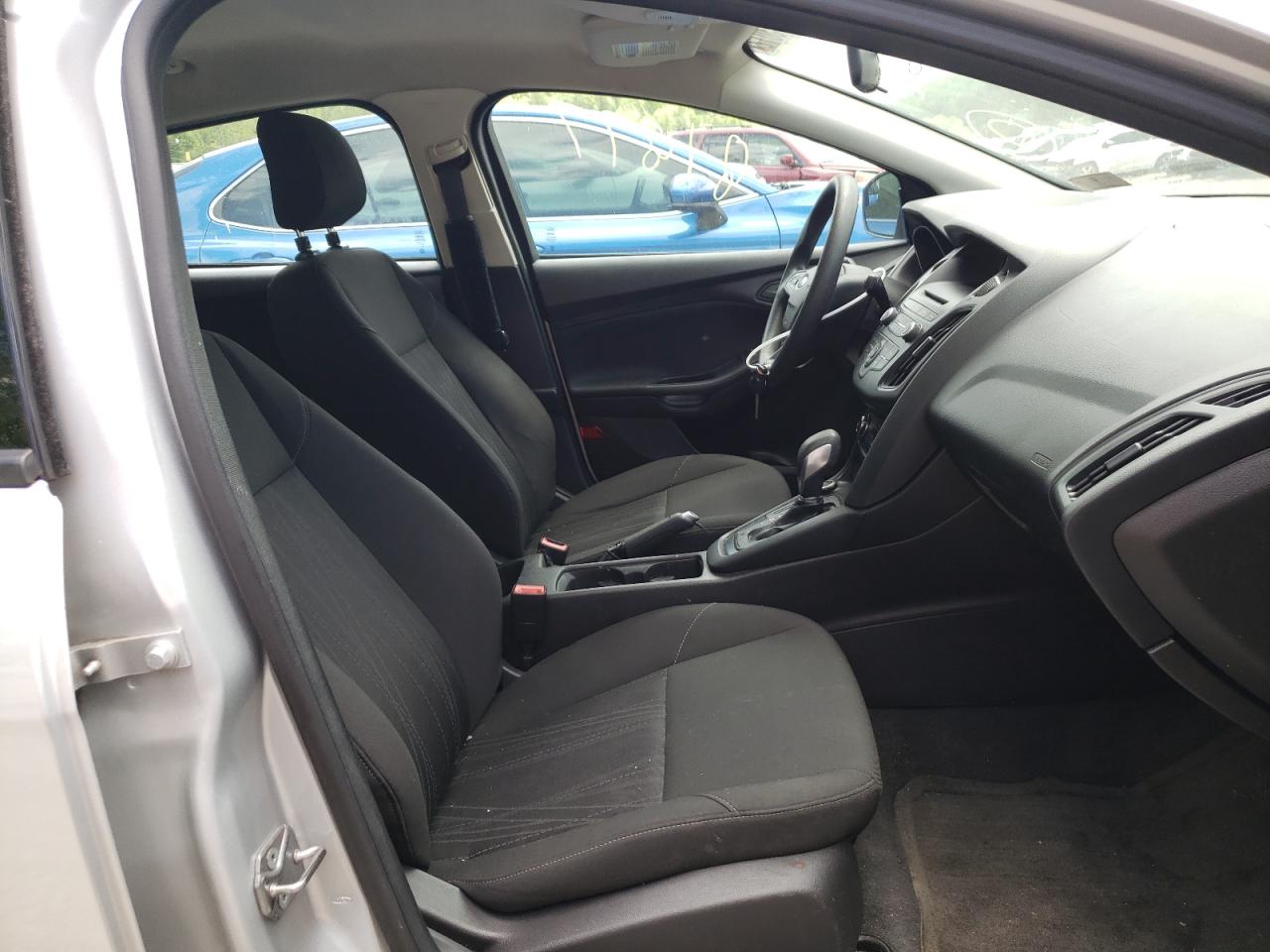Photo 5 from auction – 2015 FORD FOCUS with VIN 1FADP3E20FL286874