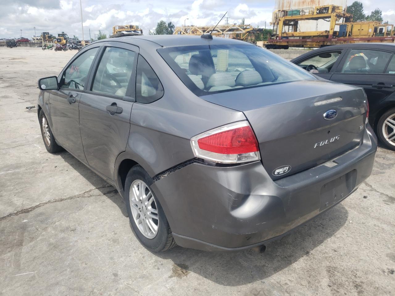 Photo 3 from auction – 2009 FORD FOCUS SE with VIN 1FAHP35NX9W153778