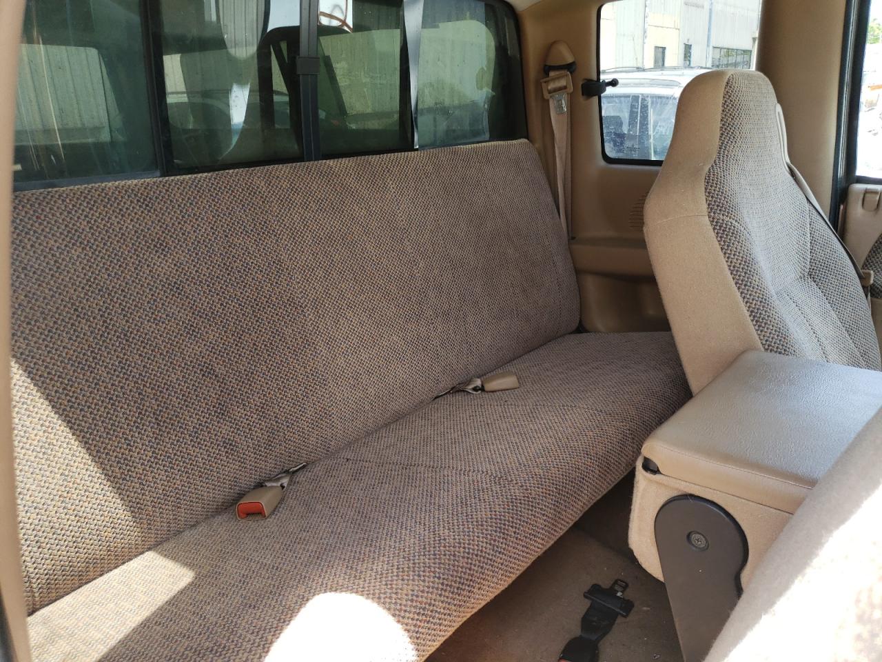 Photo 6 from auction – 2001 DODGE RAM 1500 with VIN 3B7HF12Z61G193710