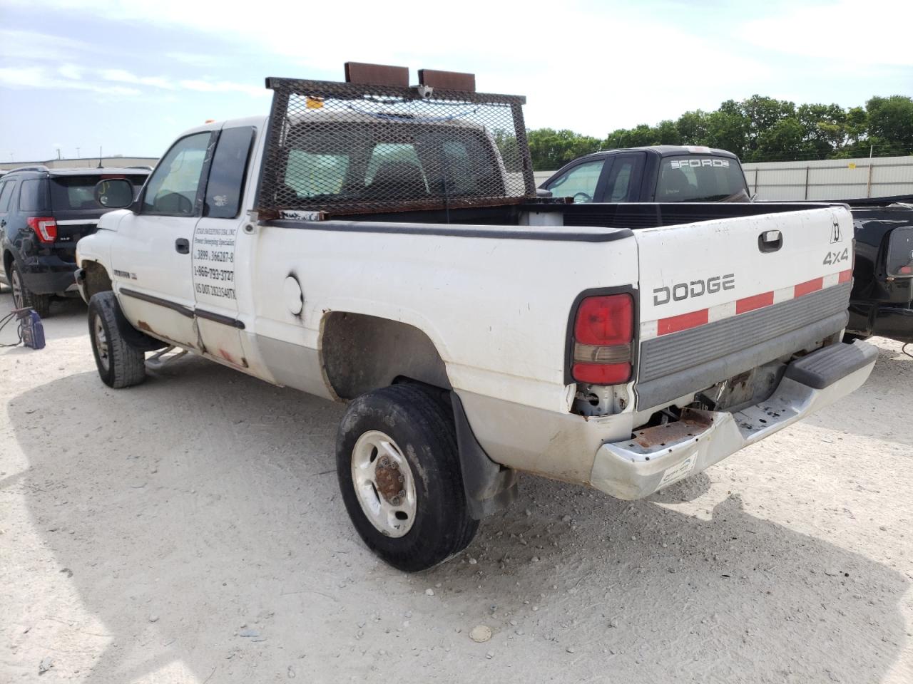Photo 3 from auction – 2000 DODGE RAM 2500 with VIN 3B7KF23Z2YG112867