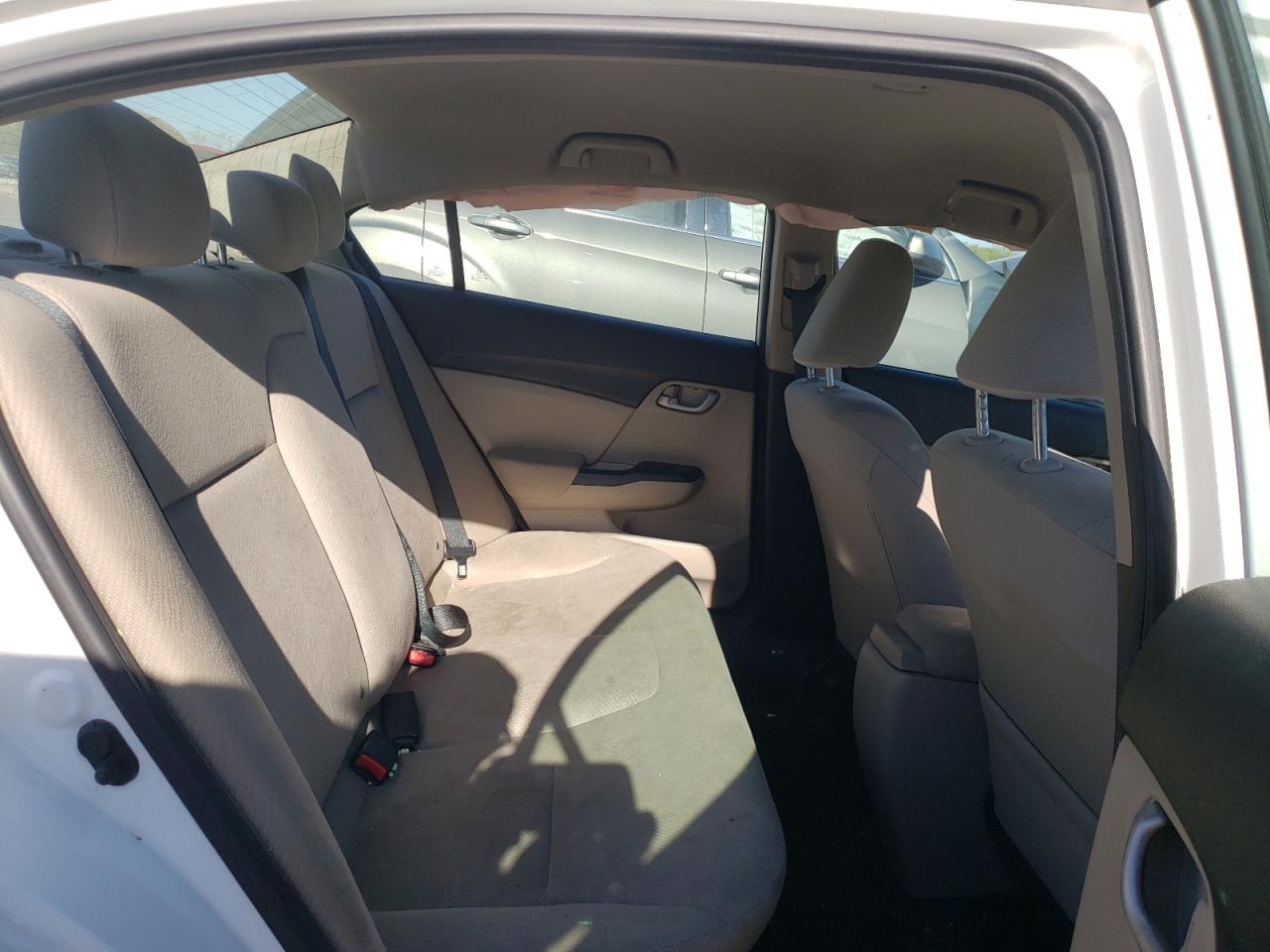Photo 6 from auction – 2013 HONDA CIVIC LX with VIN 19XFB2F55DE098992