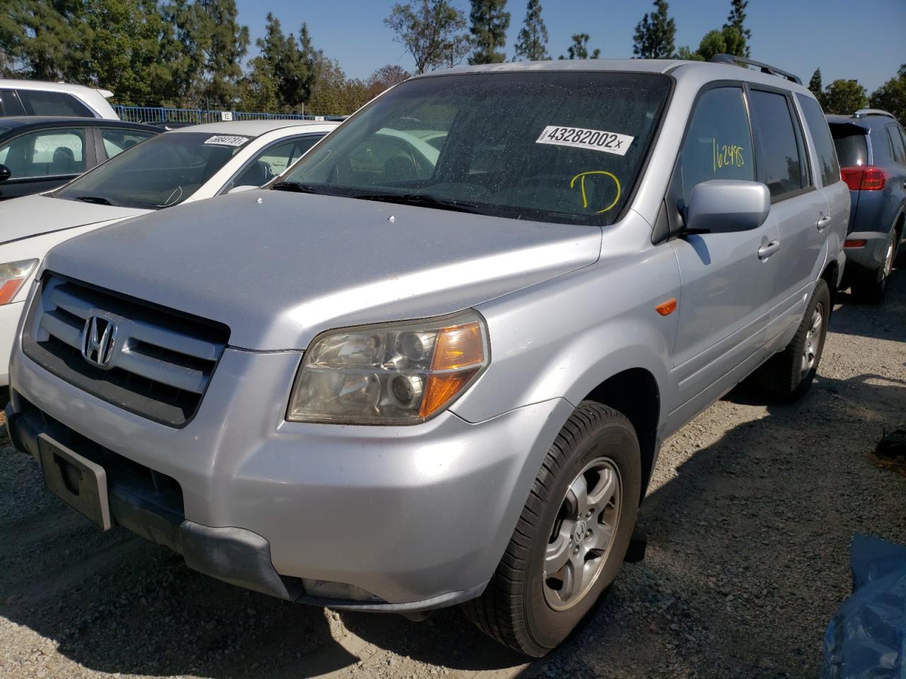 Photo 2 from auction – 2007 HONDA PILOT EXL with VIN 5FNYF28567B042536