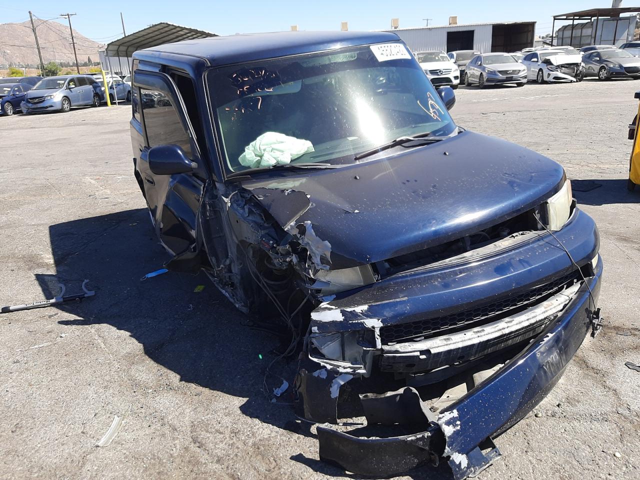 TOYOTA SCION XB 2004 with VIN JTLKT324940154587 - Photo from auction