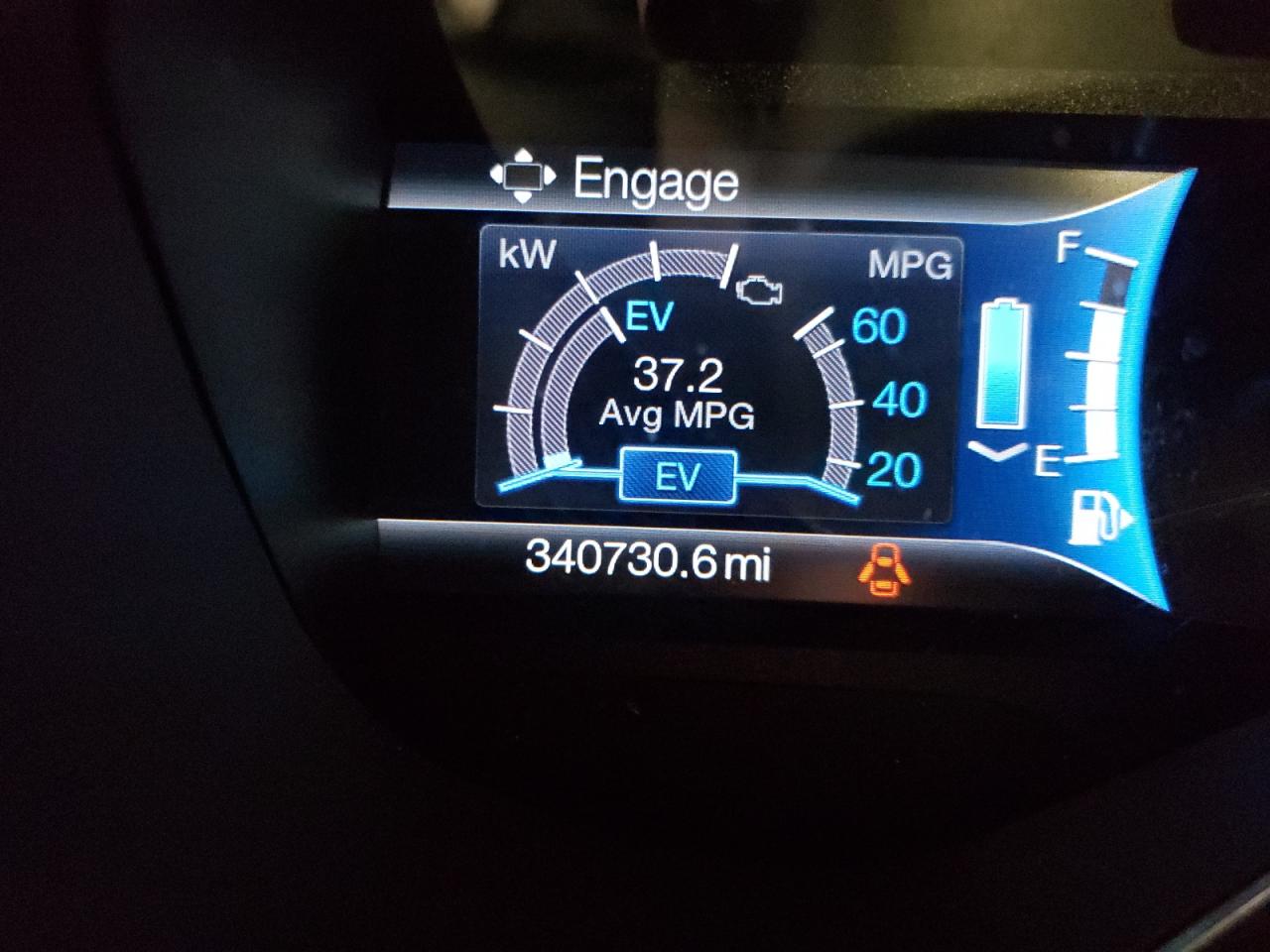 Photo 8 from auction – 2015 FORD C-MAX SE with VIN 1FADP5AU0FL124889