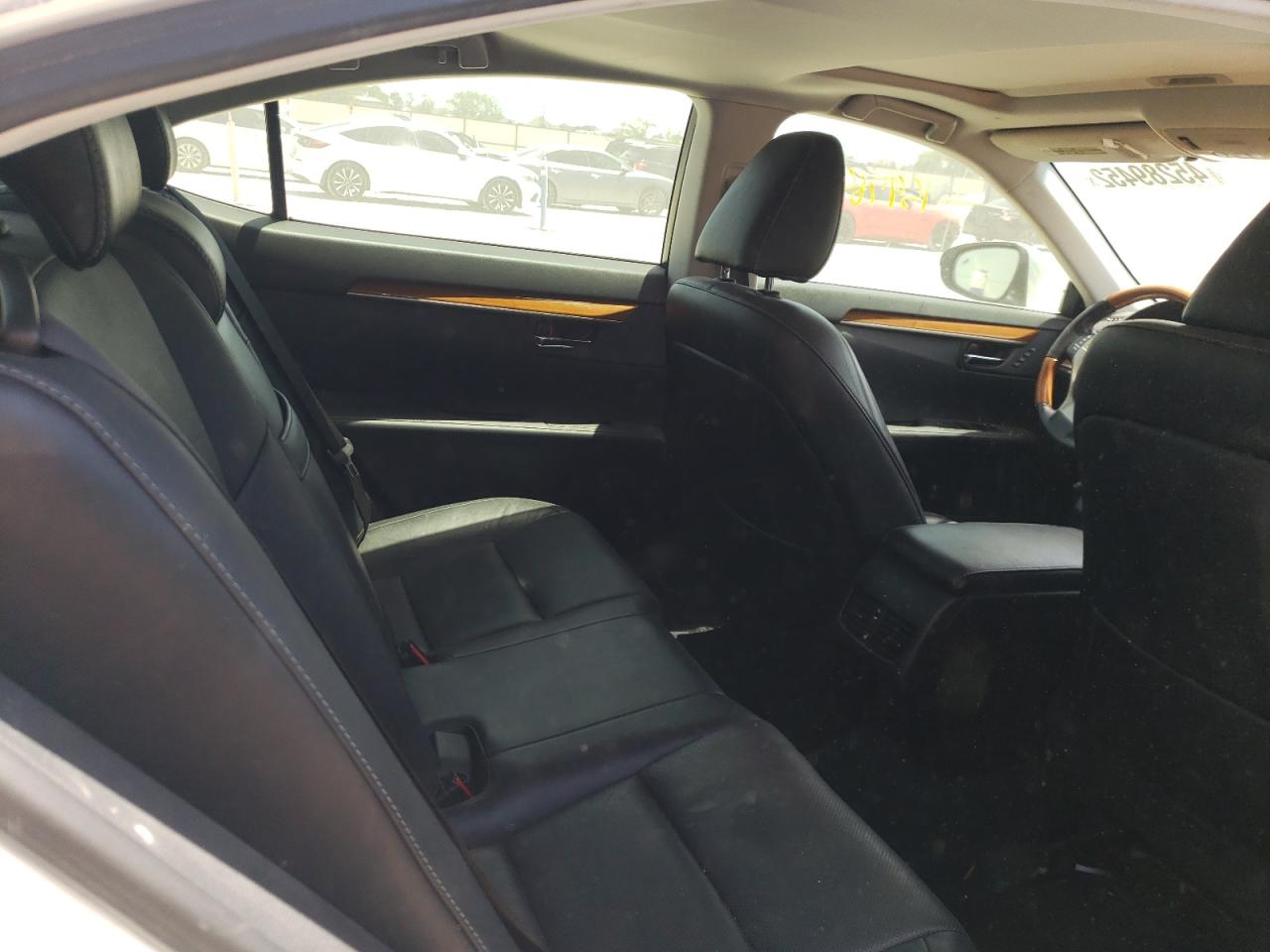 Foto 6 de la subasta – 2013 LEXUS ES 300H con VIN JTHBW1GG5D2011486