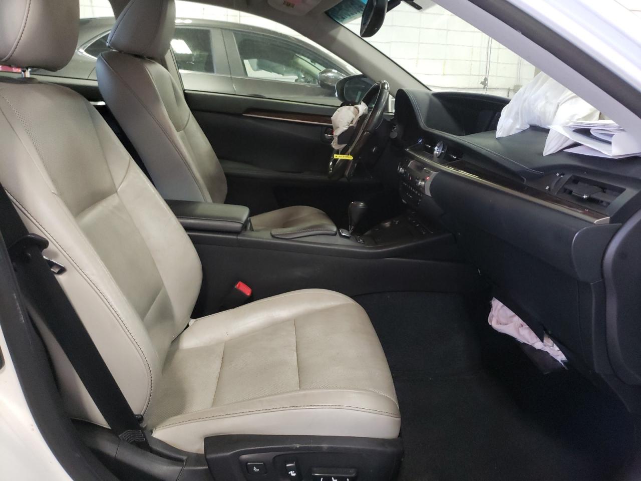 Photo 5 from auction – 2013 LEXUS ES 350 with VIN JTHBK1GG4D2070105