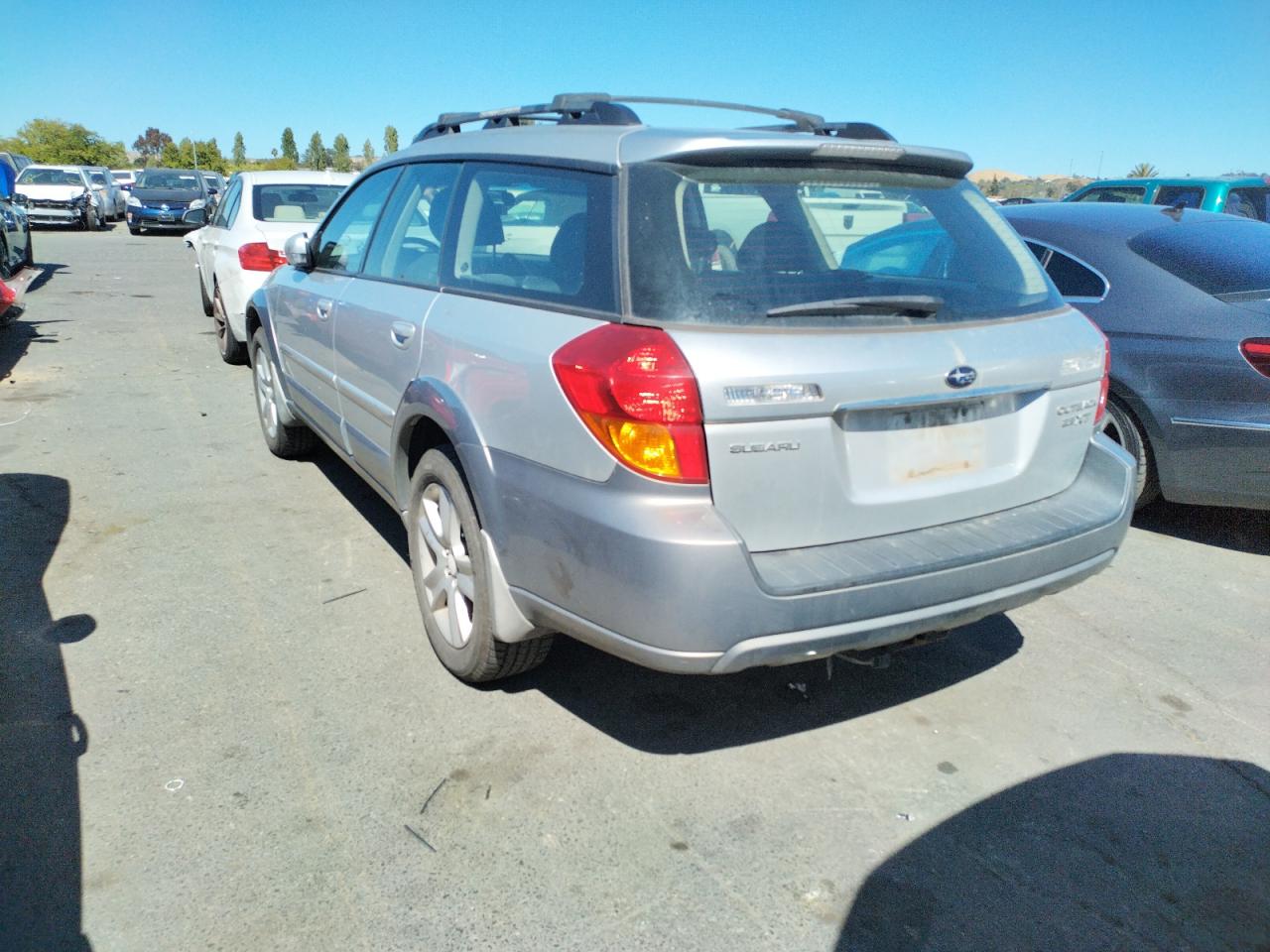 Photo 14 from auction – 2006 SUBARU LEGACY OUT with VIN 4S4BP67C464313539