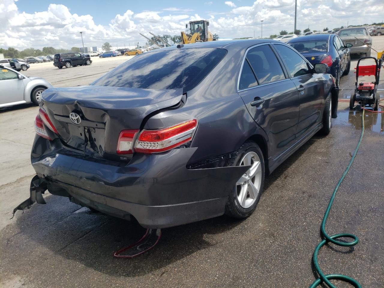 Photo 4 from auction – 2011 TOYOTA CAMRY BASE with VIN 4T1BF3EK3BU214099