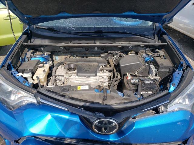 Photo 7 from auction – 2017 TOYOTA RAV4 LE with VIN JTMZFREVXHJ714898