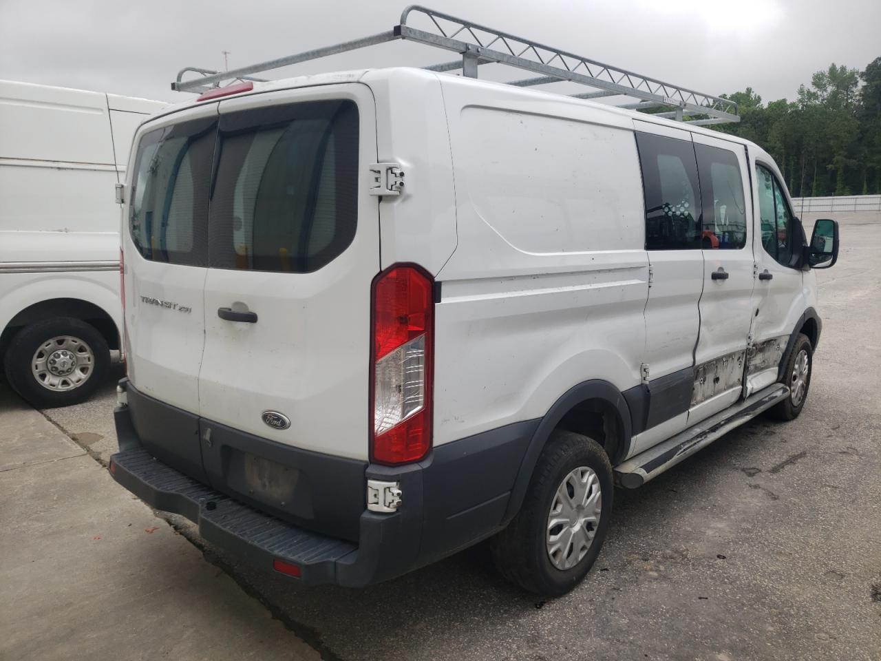 Photo 4 from auction – 2016 FORD TRANSIT T- with VIN 1FTYR1ZM2GKB20255