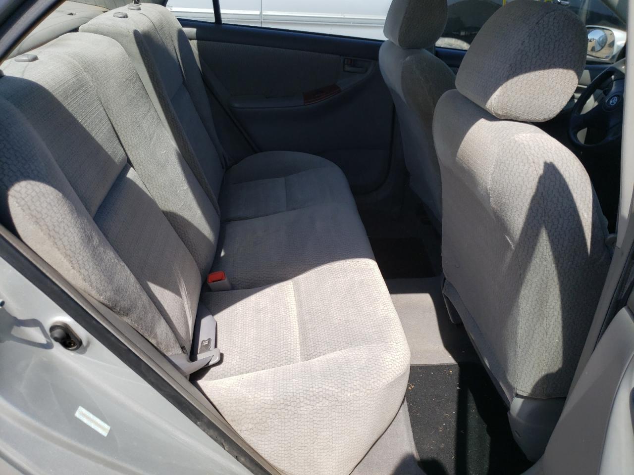 Photo 6 from auction – 2004 TOYOTA COROLLA CE with VIN 1NXBR32E94Z296347