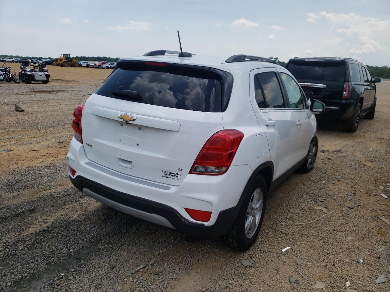 Photo 4 from auction – 2017 CHEVROLET TRAX 1LT with VIN 3GNCJLSB5HL140349