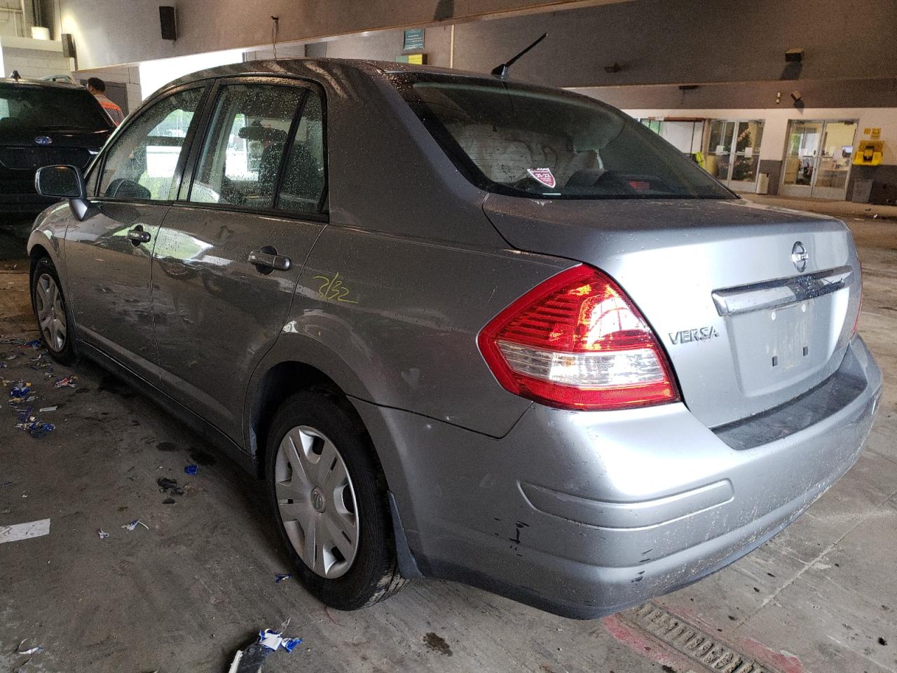 Photo 3 from auction – 2011 NISSAN VERSA S with VIN 3N1BC1AP0BL409402