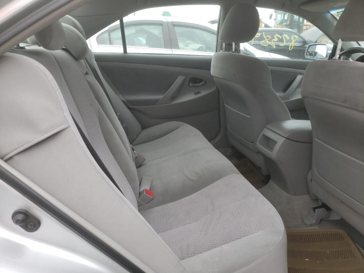 Photo 6 from auction – 2010 TOYOTA CAMRY BASE with VIN 4T1BF3EK8AU012485