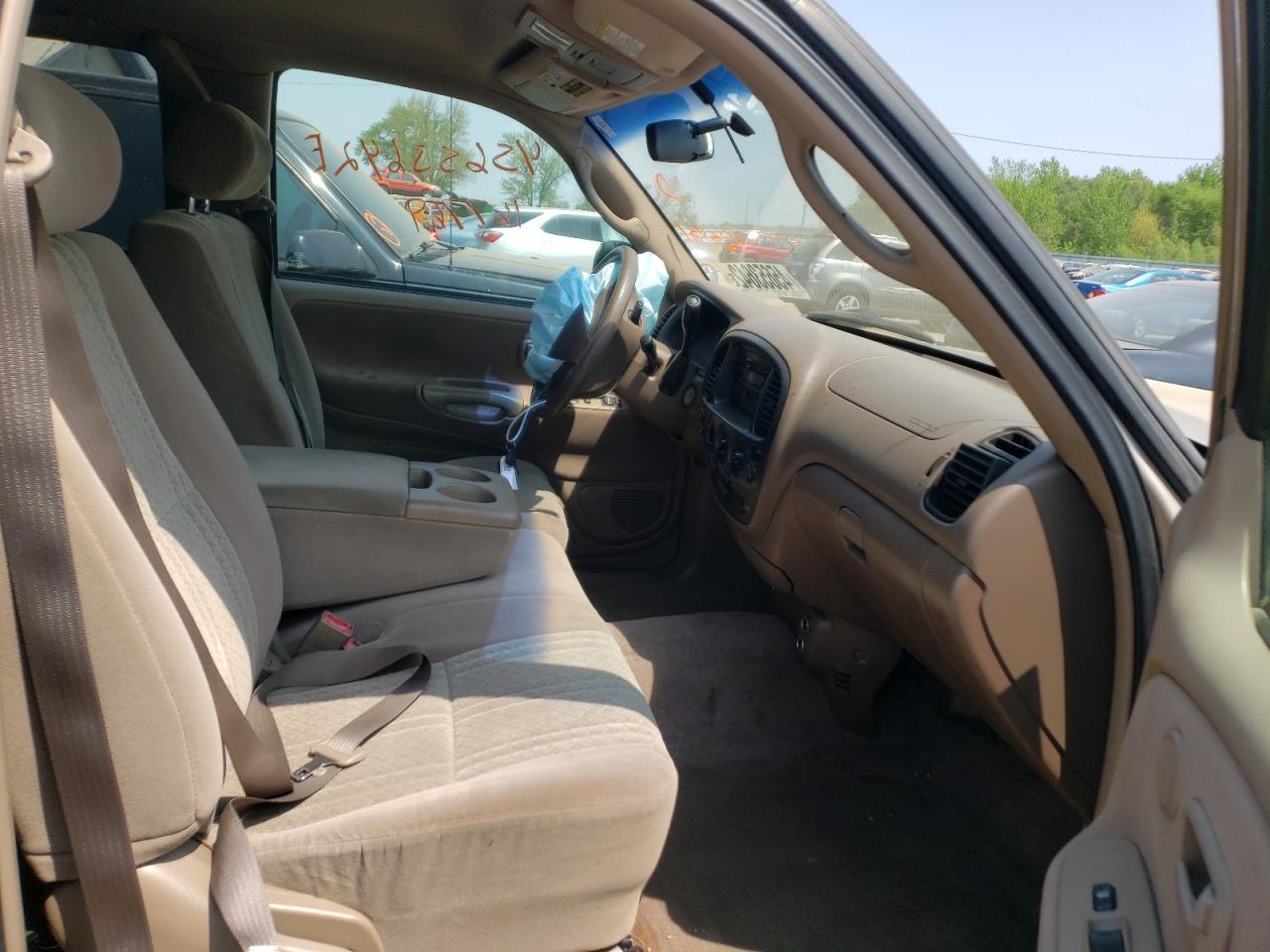 Photo 5 from auction – 2003 TOYOTA TUNDRA ACC with VIN 5TBBT44143S428481