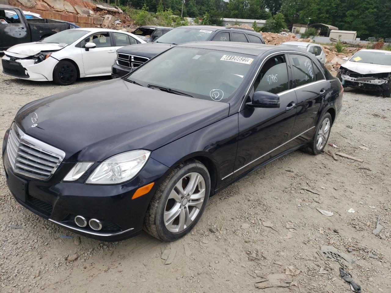 Photo 2 from auction – 2011 MERCEDES-BENZ E 350 4MAT with VIN WDDHF8HB9BA428593