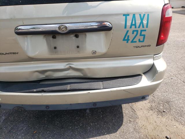 Photo 9 from auction – 2005 CHRYSLER TOWN & COU with VIN 2C4GP54L95R441330