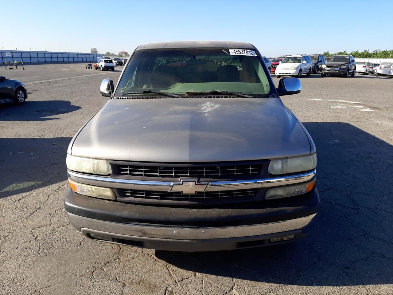 Photo 9 from auction – 2001 CHEVROLET SILVERADO with VIN 1GCEC19VX1Z175726