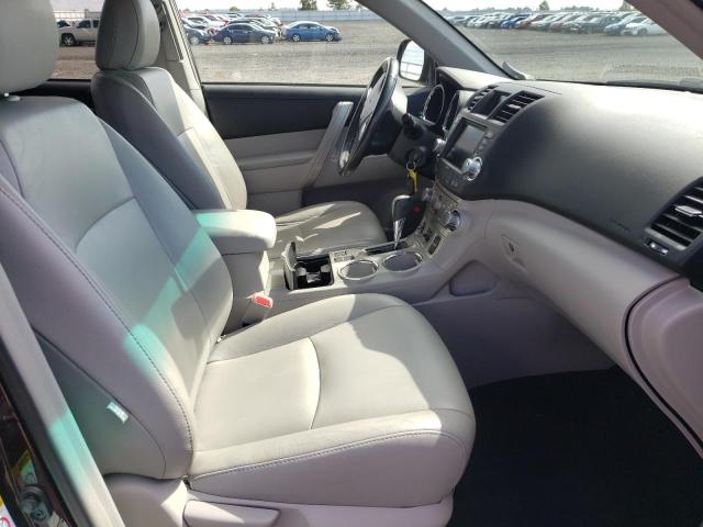 Photo 5 from auction – 2011 TOYOTA HIGHLANDER with VIN 5TDBK3EHXBS059933