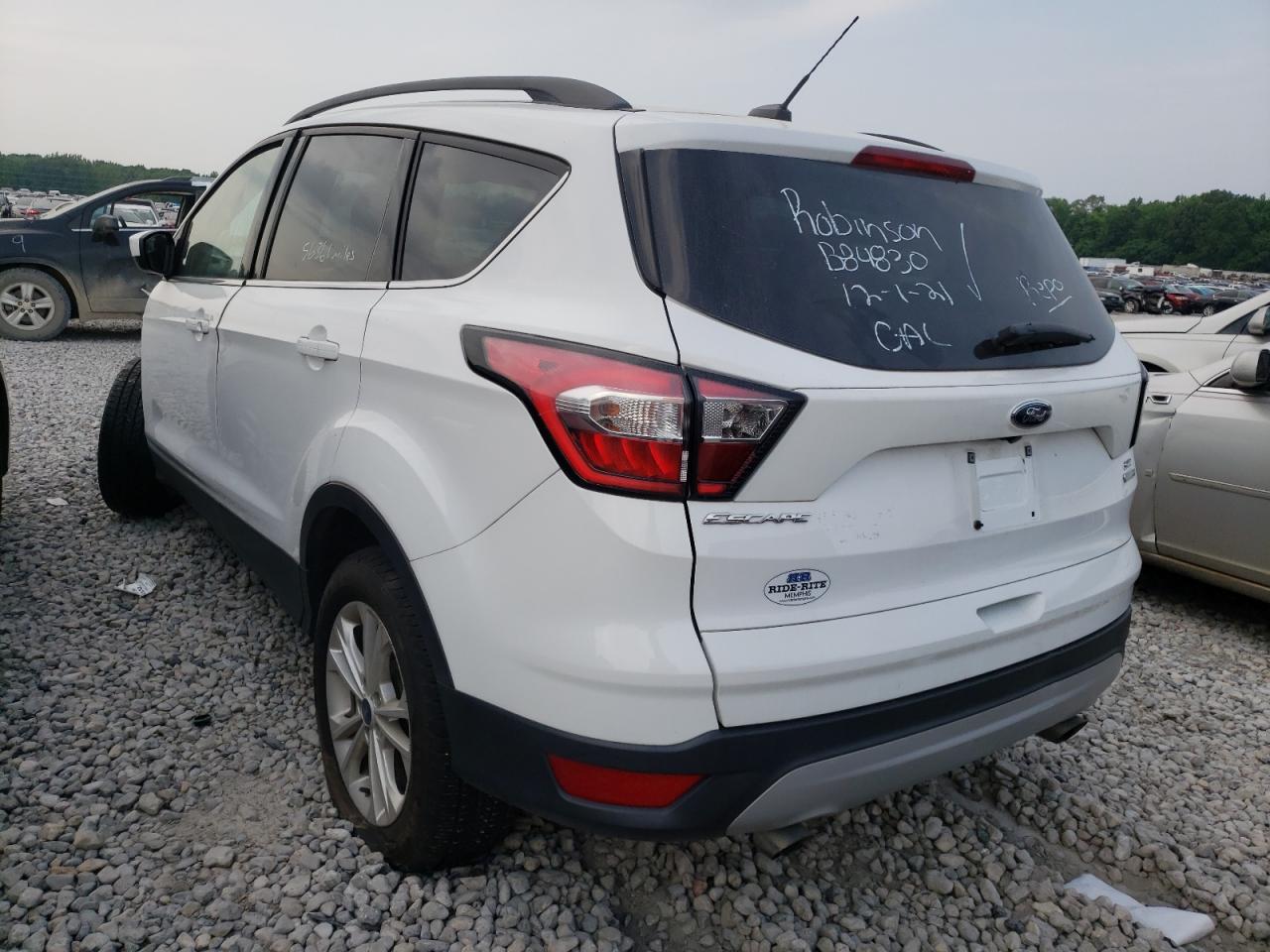 Photo 3 from auction – 2018 FORD ESCAPE SE with VIN 1FMCU9GD9JUB84830