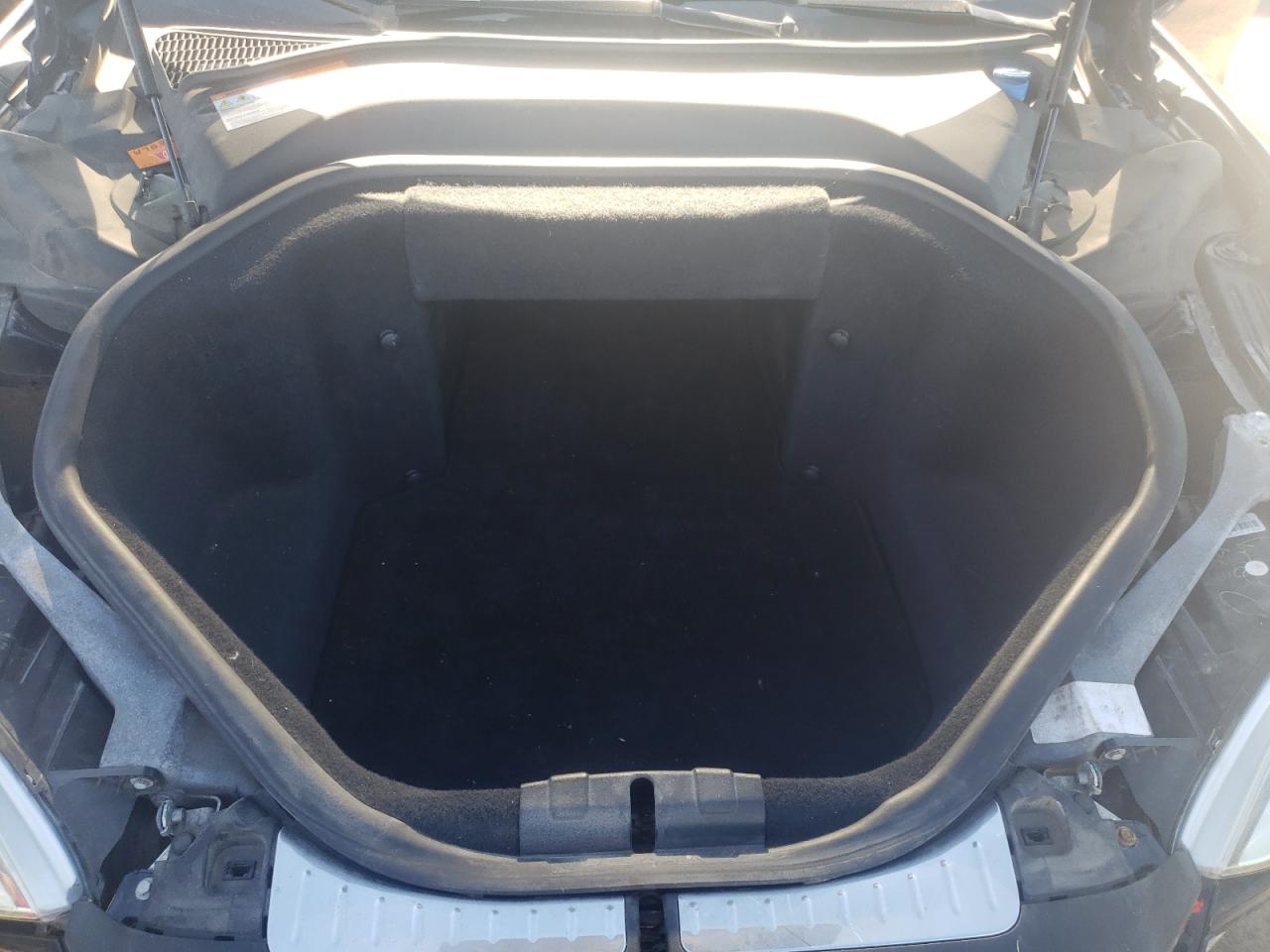 Photo 7 from auction – 2013 TESLA MODEL S with VIN 5YJSA1CN9DFP03462
