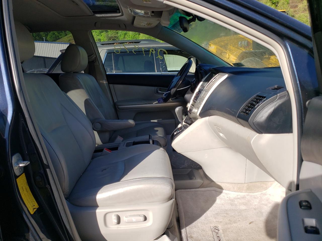 Photo 5 from auction – 2006 LEXUS RX 400 with VIN JTJHW31U960031175