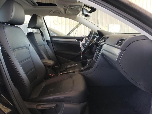 Photo 5 from auction – 2014 VOLKSWAGEN PASSAT SE with VIN 1VWBN7A32EC040045