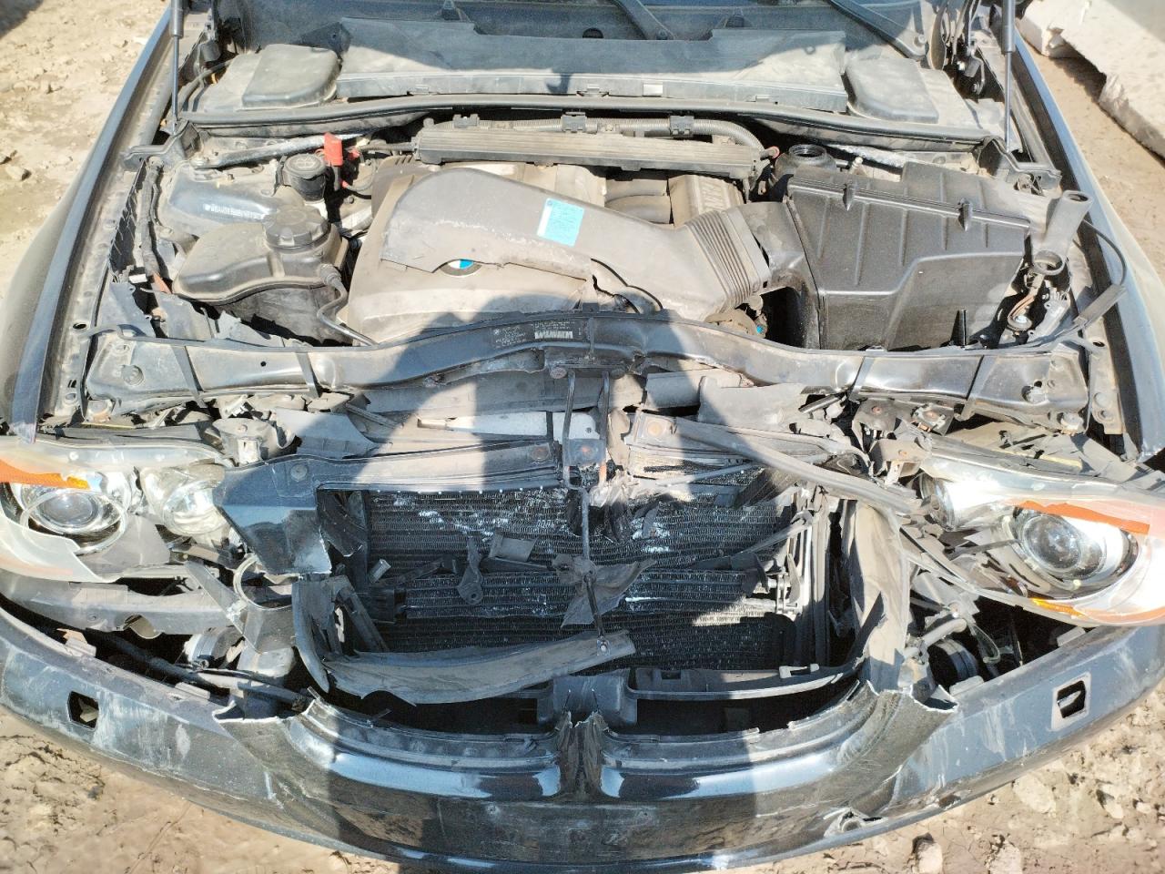 Photo 7 from auction – 2006 BMW 330 XI with VIN WBAVD33596KV60192
