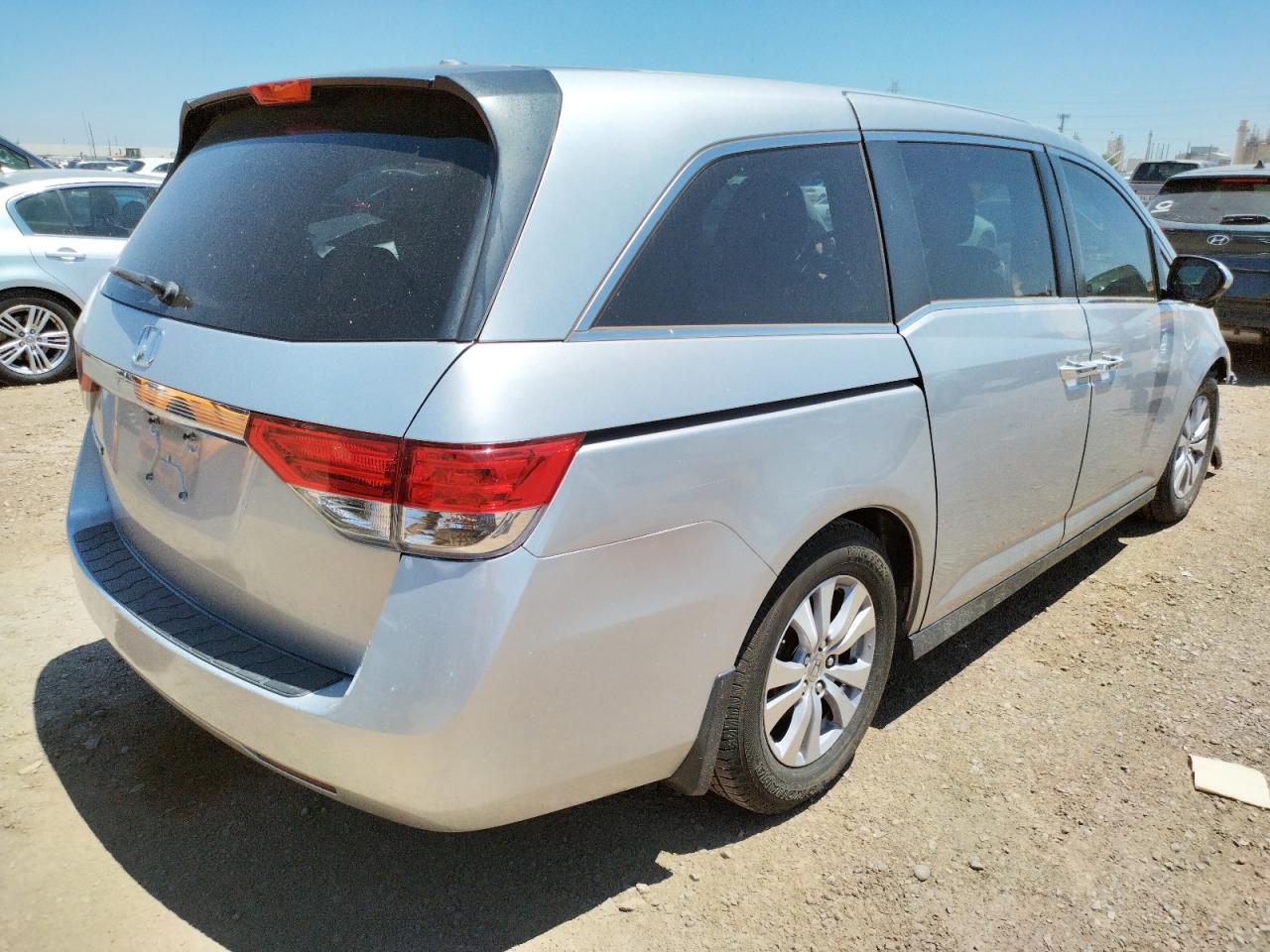 Photo 4 from auction – 2015 HONDA ODYSSEY EX with VIN 5FNRL5H62FB048291