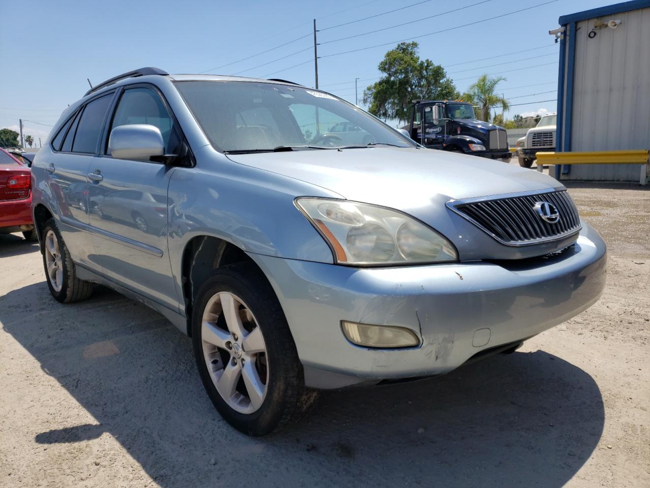 LEXUS RX 330 2005 with VIN 2T2GA31U85C021928 - Photo from auction