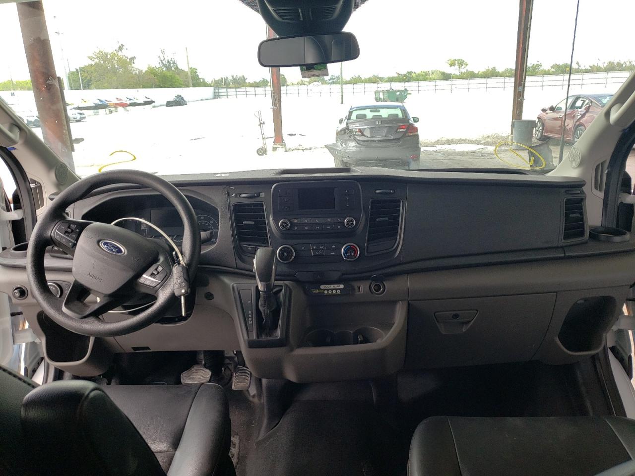 Photo 19 from auction – 2020 FORD TRANSIT T- with VIN 1FBAX2C81LKA35981